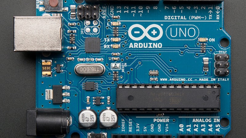 Плата "Arduino UNO" Плата "Arduino UNO"