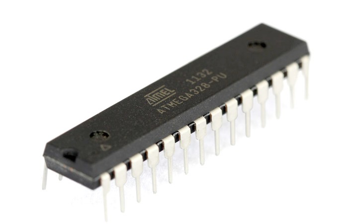 Микроконтроллер ATMega328P Микроконтроллер ATMega328P