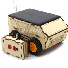 DIY машинка на солнечных батарейках