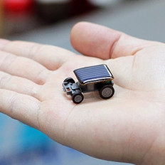 мини машинка на солнеч бат